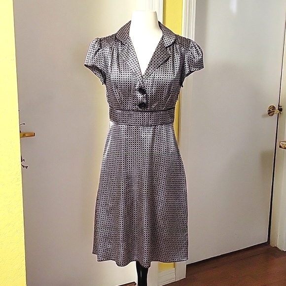 Vintage Studio Y Beautiful Satin Dress with Puffed Sleeve size 5 - Picture 16 of 16